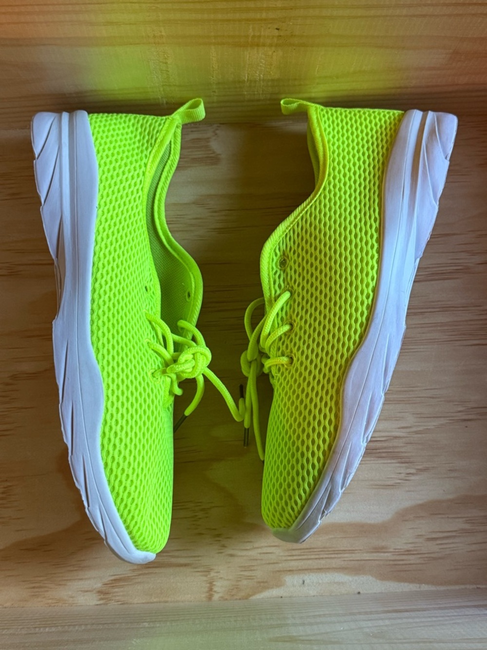 Neon Lime Mesh Lace-Up Tennis‎ Sneakers size 10 - Picture 3 of 7